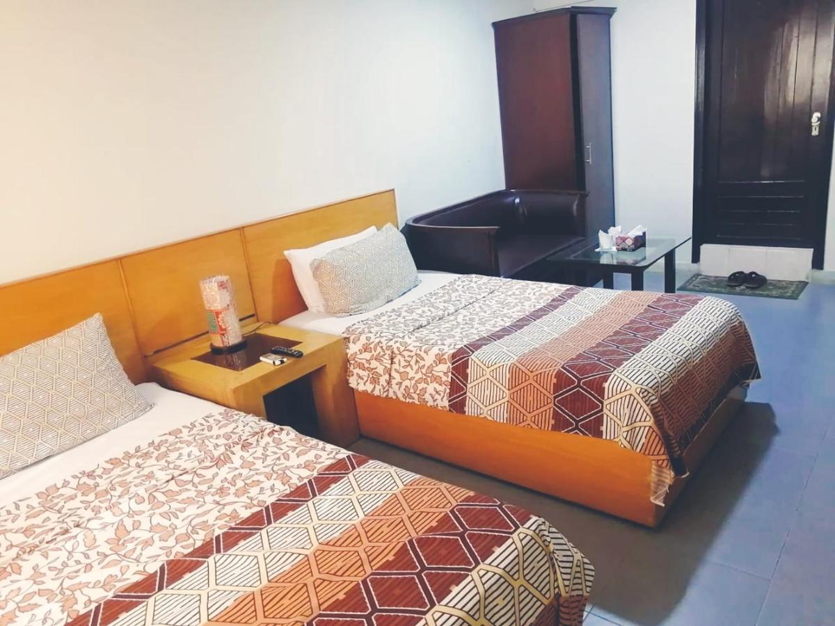 Hotel Rooms Dha Karachi Room photo