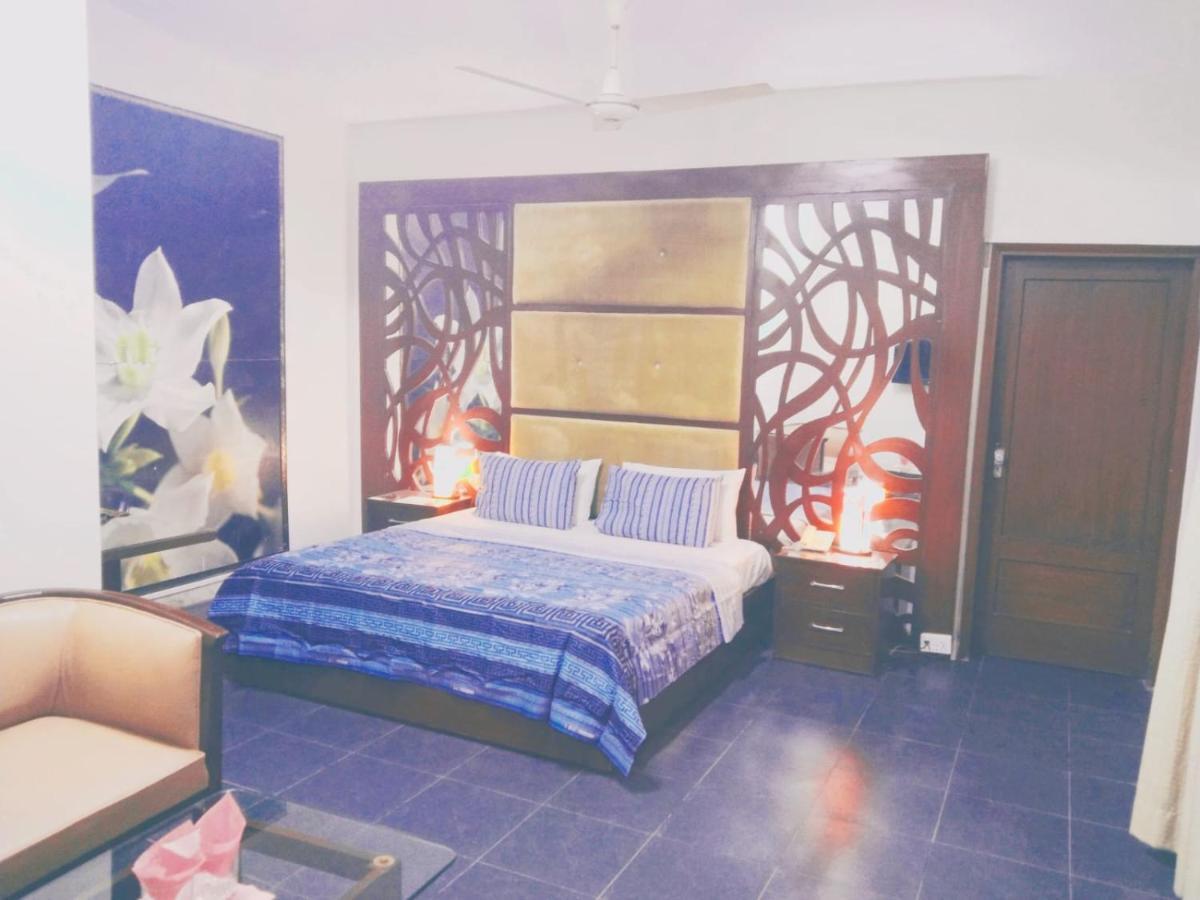 Hotel Rooms Dha Karachi Room photo